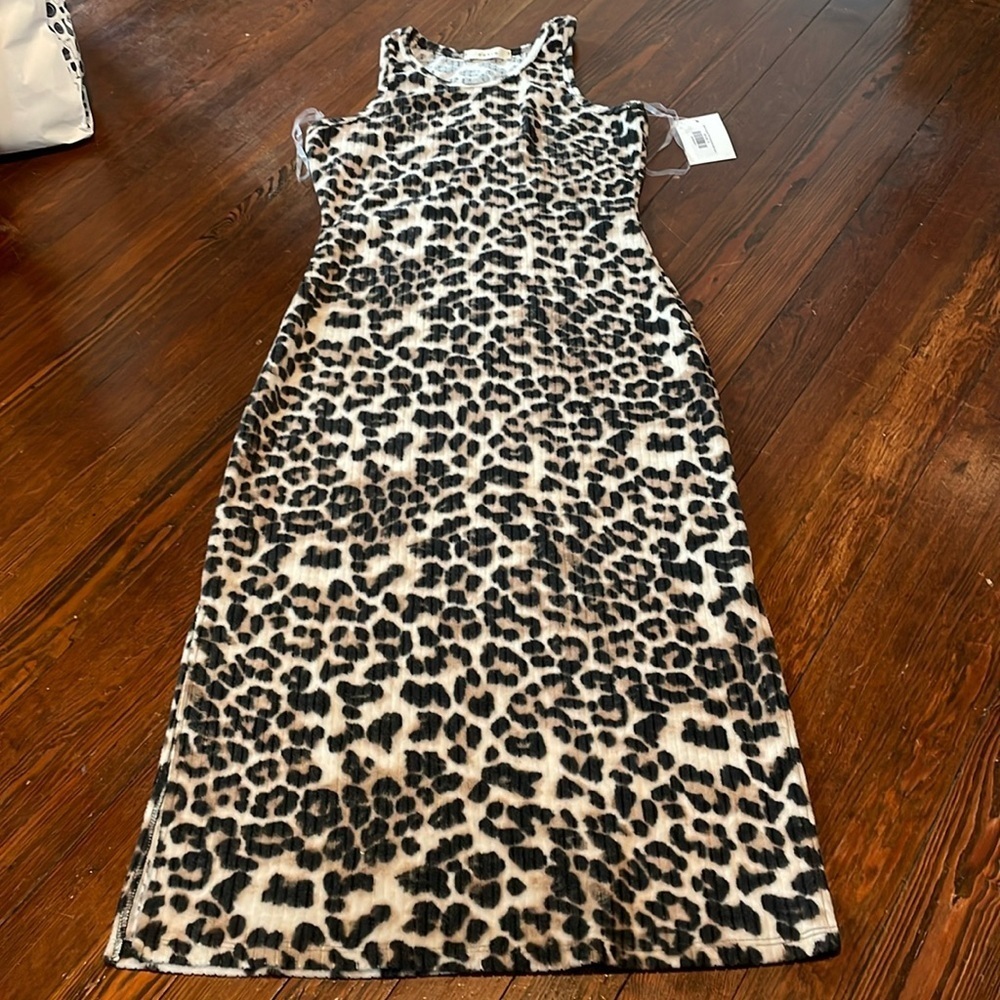 NWT Entro Women’s Leopard Dress Size S